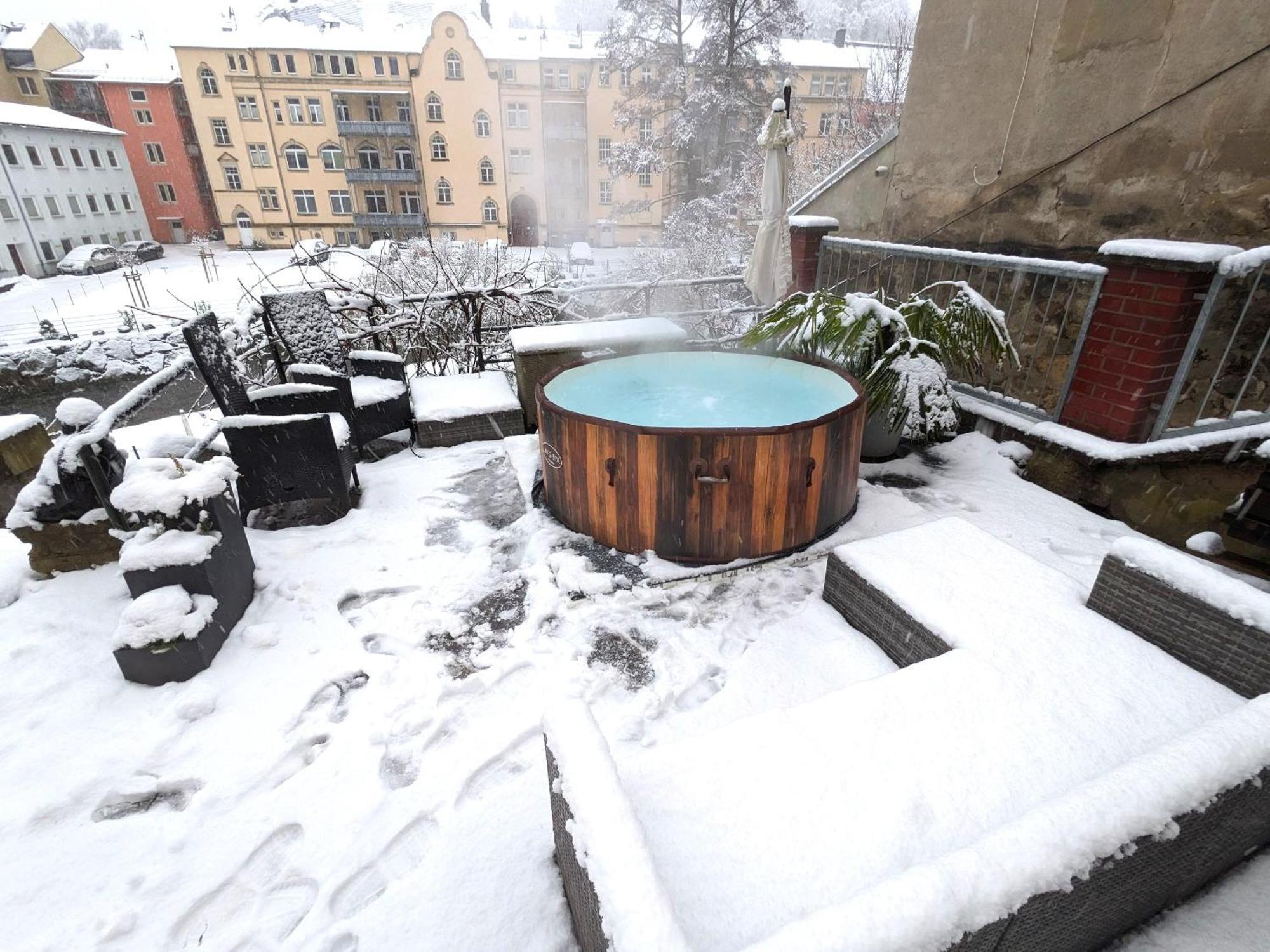 F2 - Urlaubsmagie Sauna, Whirlpool, Pool & Garten *