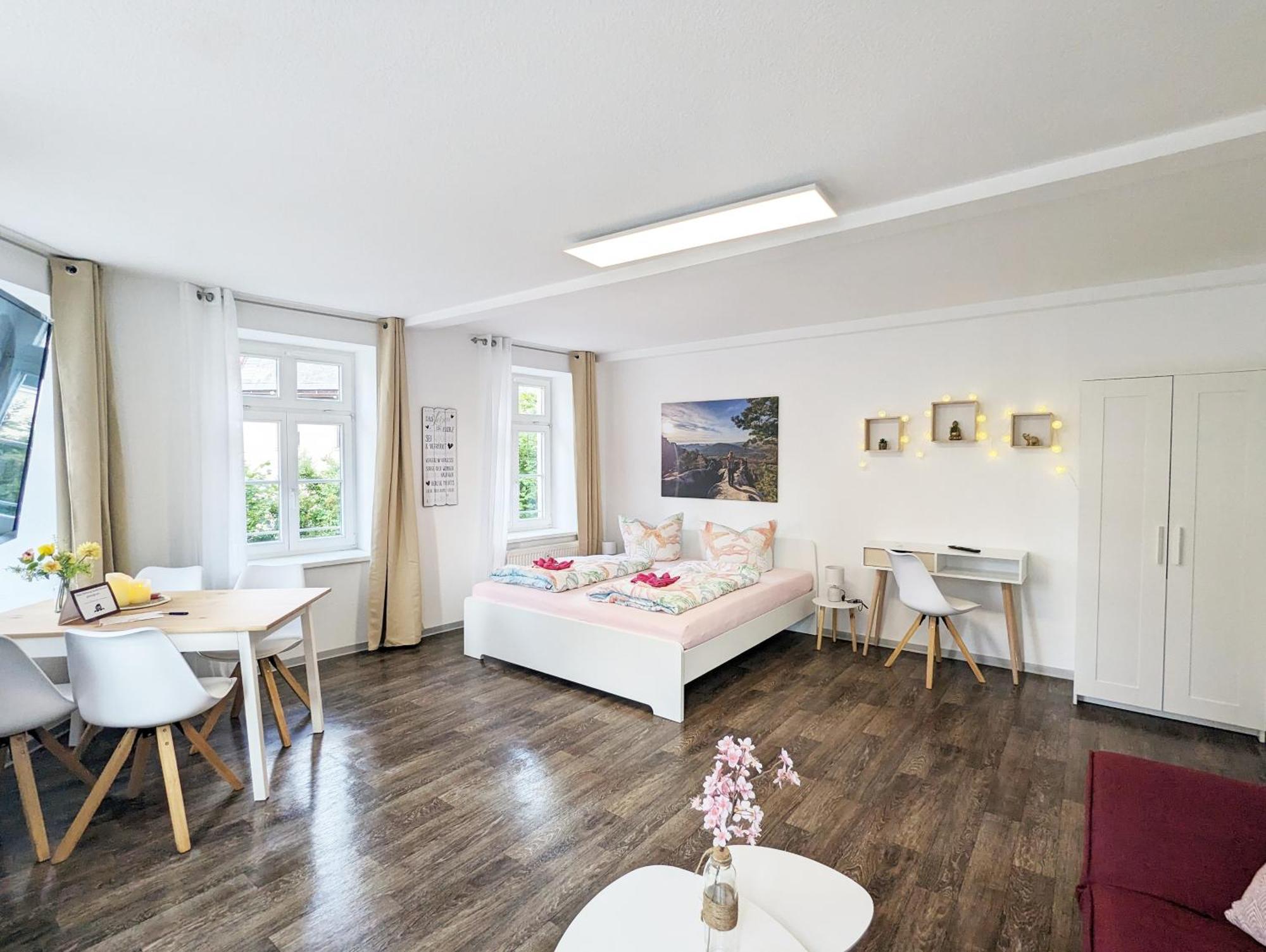 Apartment F2 - Urlaubsmagie Sauna, Whirlpool, Pool & Garten
